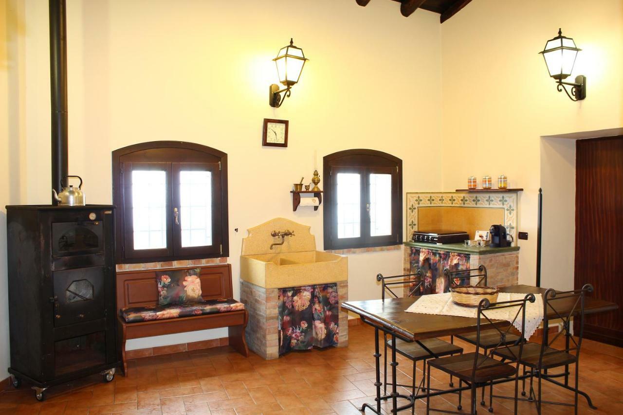 Casale Maddalena Vila Carini Exterior foto